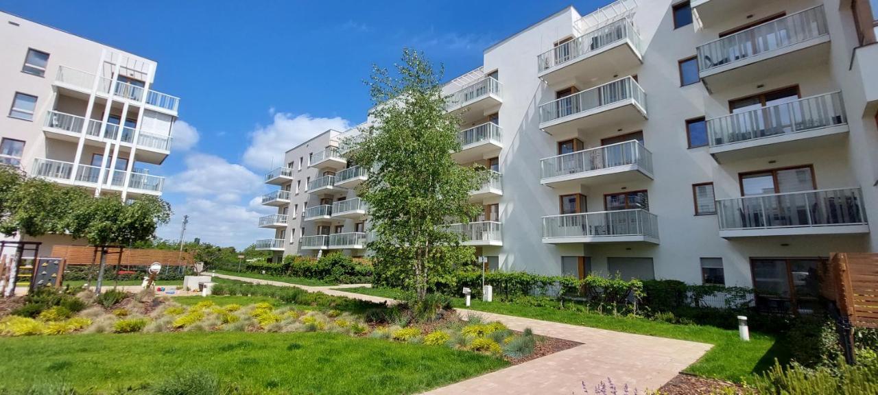 Central Apartments Baltica 1 & Parking Gdansk Bagian luar foto